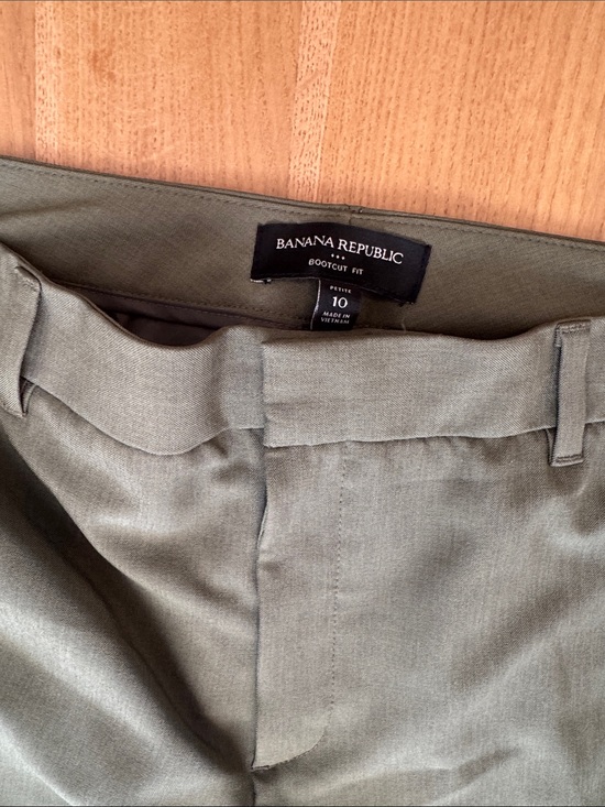 Banana Republic Pants - Banana Republic Petite Bootcut Pants - Olive Green